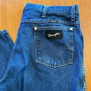Wrangler gently used 933DEDD Silver Edition Cowboy Cut 36x32